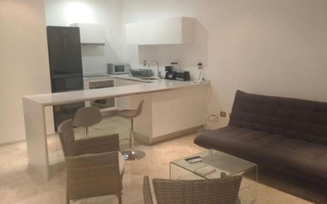 Menesse 204 by Globalia