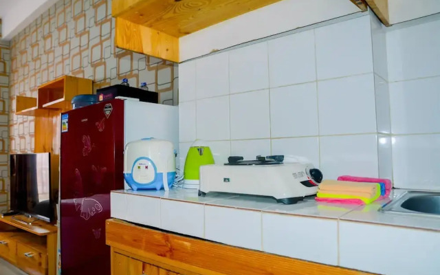 Comfy Studio at Gading Greenhill Apartment