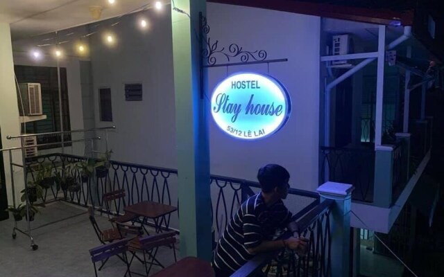 Stay House