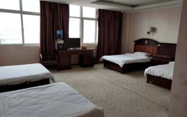 Baiyue Hualong Hotel