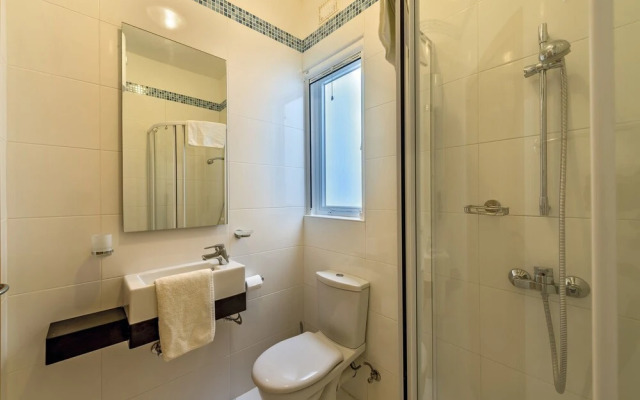 The Hillock North E3