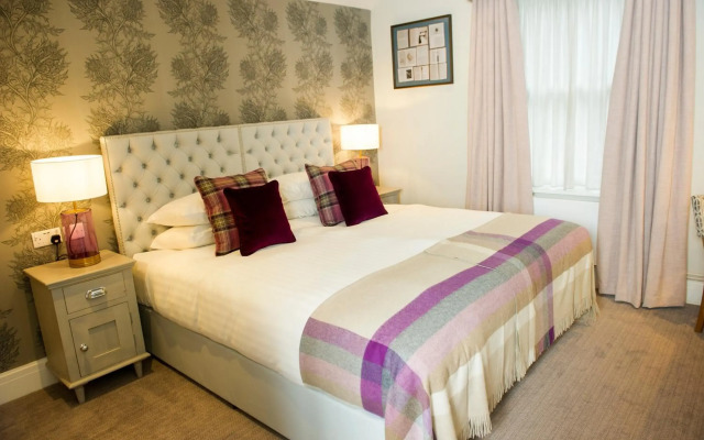 Crown Hotel