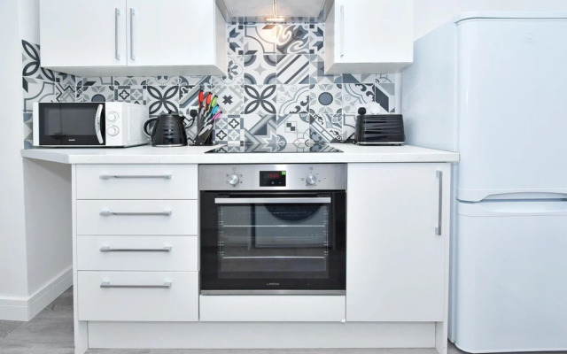 Townhouse @ 42 Minshull New Road Crewe