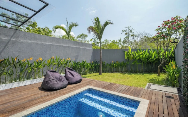 Private Villa Ayra 8F 10min MelastiBeach
