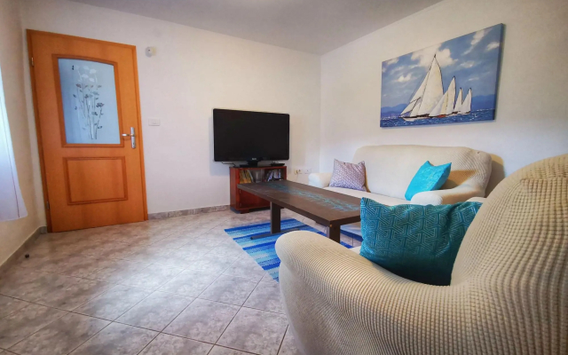 House Nada Franciska