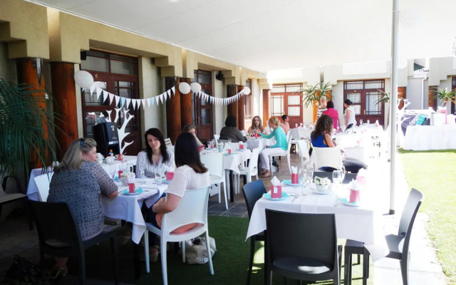 Feathers Boutique Hotel