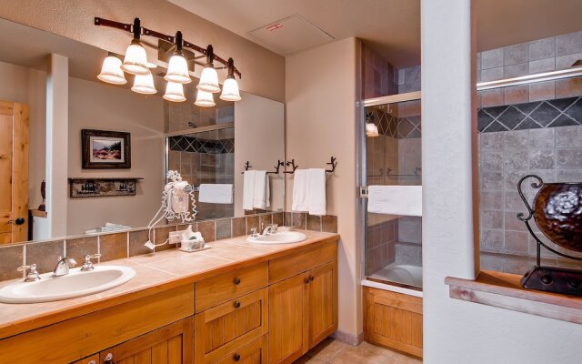 Torian Plum Creekside 513