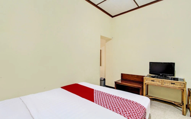 OYO 92534 Fajar Indah Guest House
