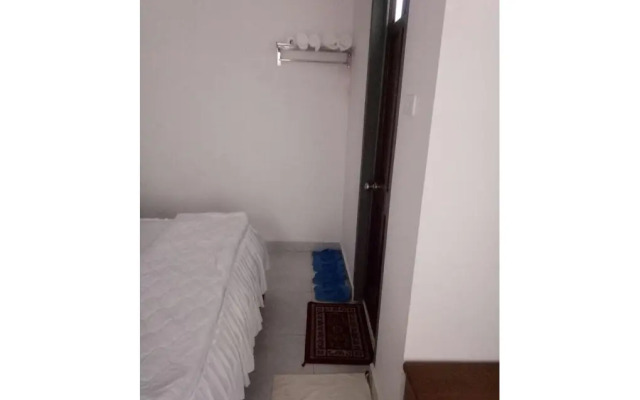 IQ Hotel