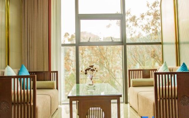 A Fu Er Lian Suo Jiu Dian