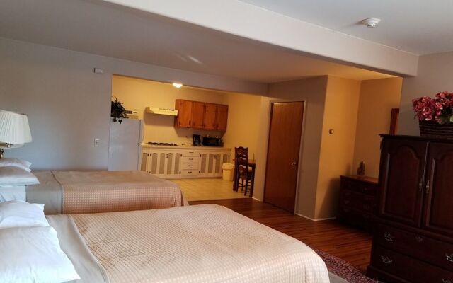 The Carriage House Inn