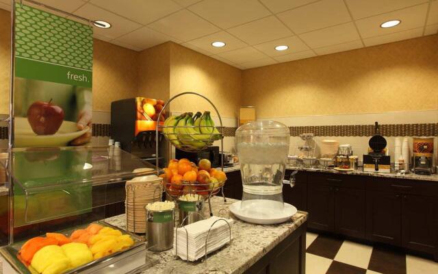 Hampton Inn Atlanta NW Cumberland
