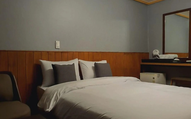 Hyundai Hotel