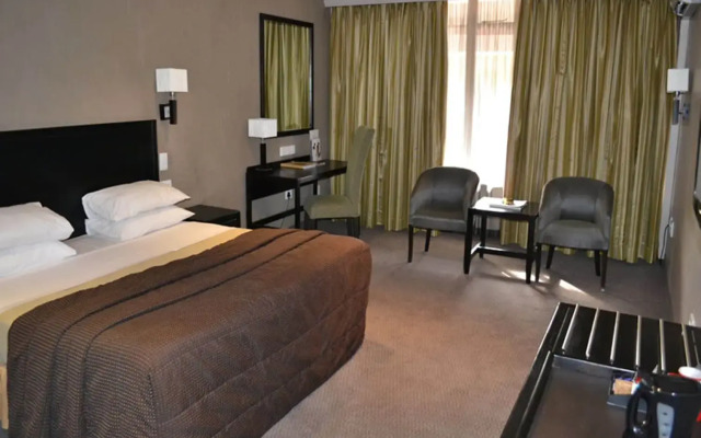 President Hotel & Conference Venue