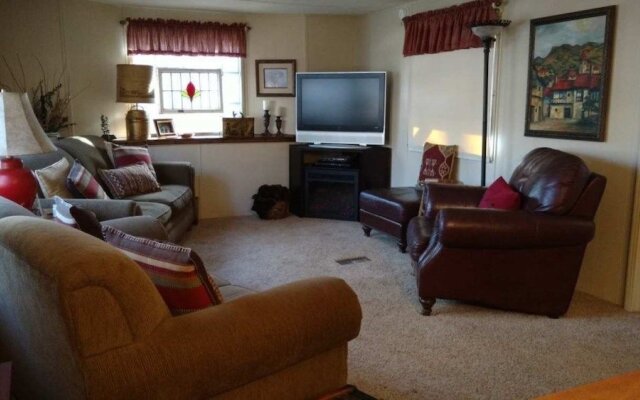 Rogers Roost - Three Bedroom Cabin