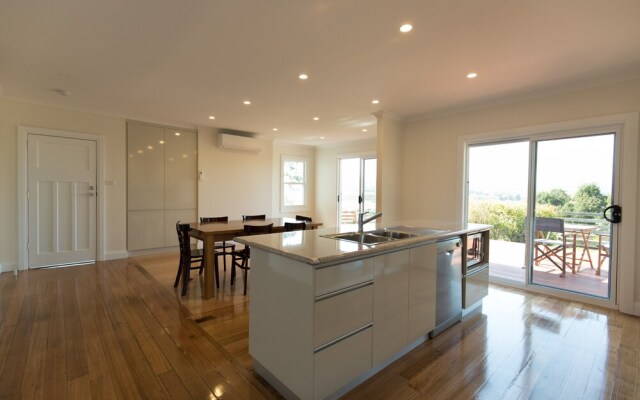 Leichhardt Farm Cottages