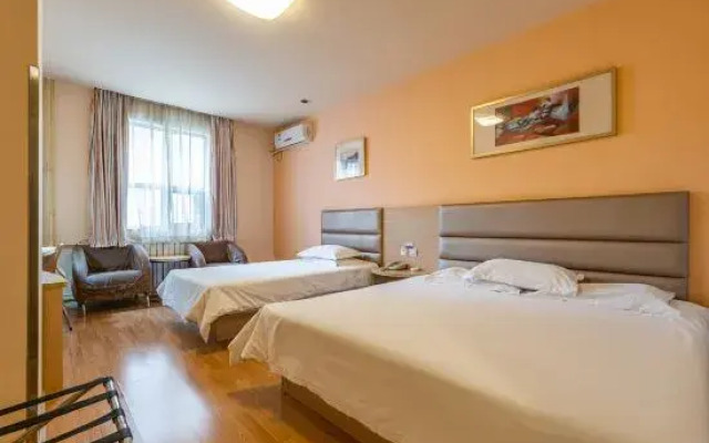 Grace Inn (Tengzhou Railway Station RT-Mart)