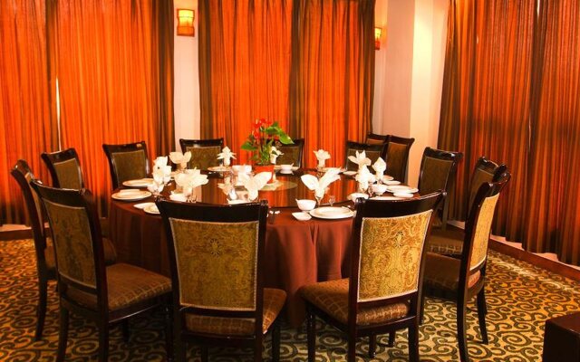 Shanghai Tee Inn Hotel