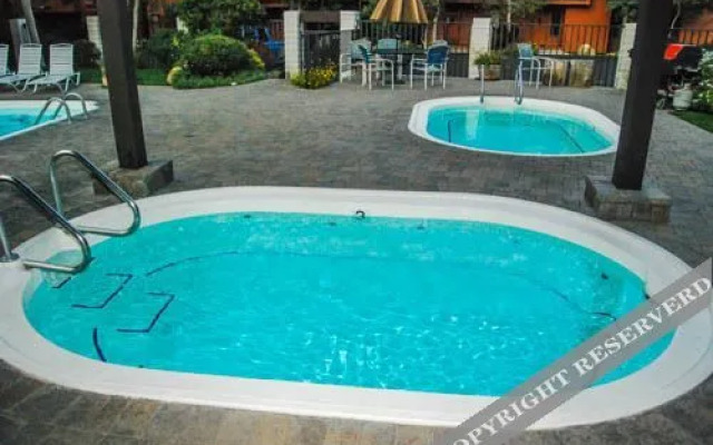 Snowflower At Mammoth Condominiums