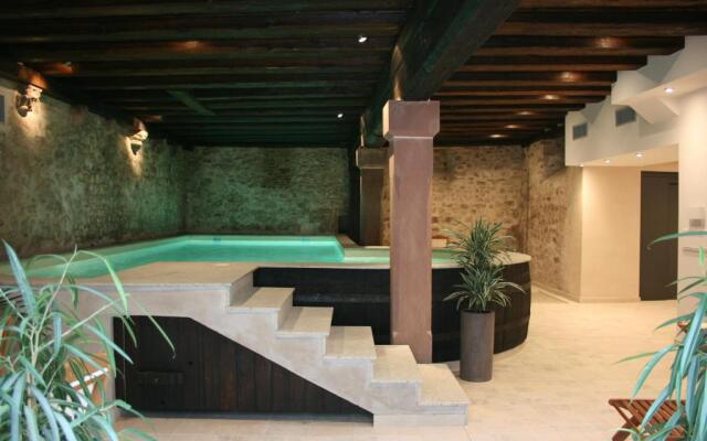 Hôtel Résidence La Cour du Bailli