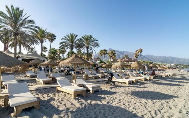 LMR1-Penthouse with 187m2 terrace and private pool