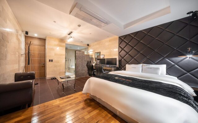 Blixx Hotel