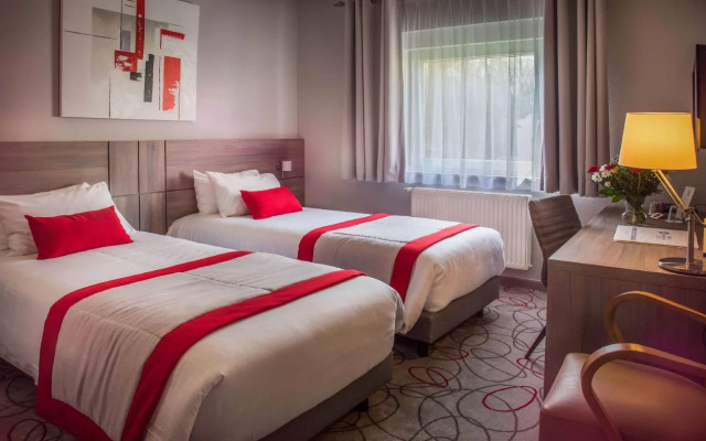 Ibis Styles Charleroi Airport Aero 44