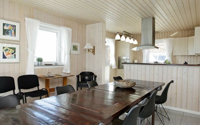 Homely Holiday Home in Thisted With Whirlpool