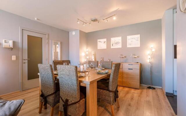 Cosy apartment with outside pool and balcony