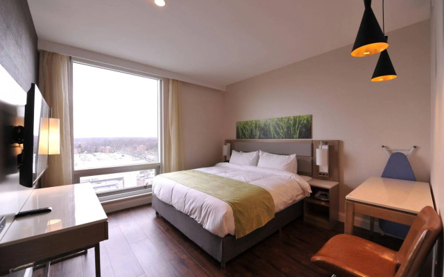 Wyndham Garden Fresh Meadows Flushing