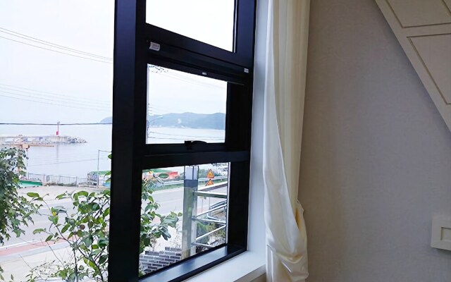 Uljin Nice Day Pension