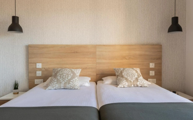Plaza Regency Hotels