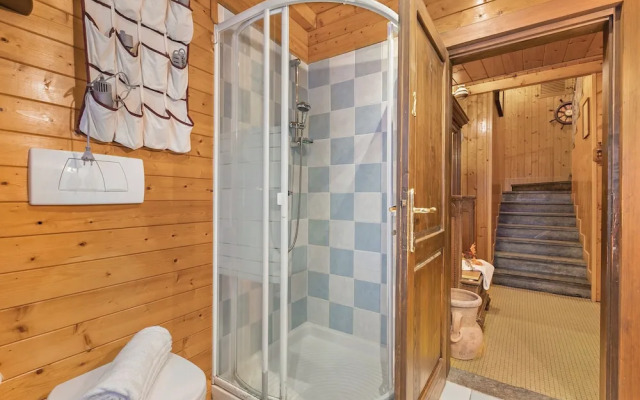 La Lanterna Swimming Pool Retreat