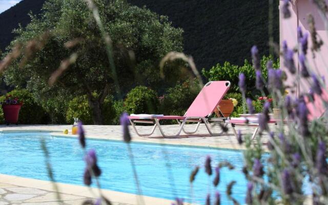 Pantheon & Danae Luxury Villas