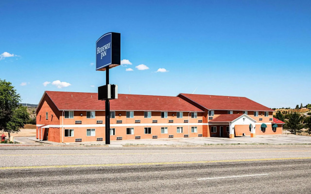 Rodeway Inn & Suites