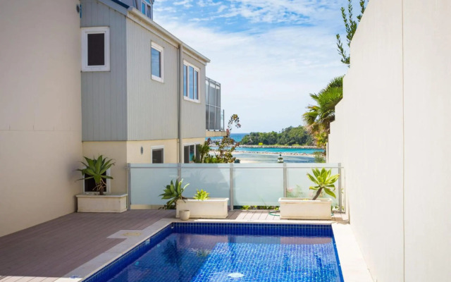 Wharf Apartment Unit 11