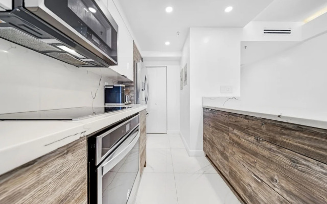 Serene and Modern Apartment Centrally Located