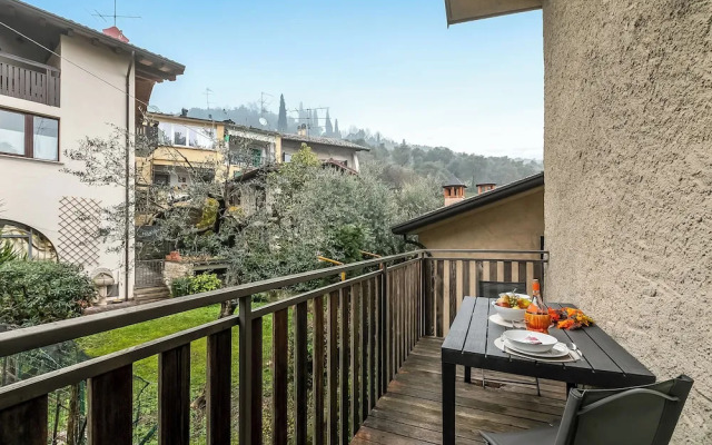Zagara House Lake View & Shared Pool