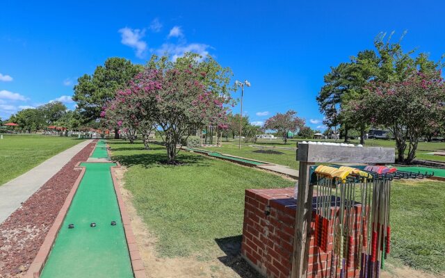 Lake Conroe RV & Camping Resort