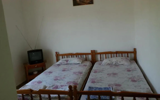 Marina's Rooms