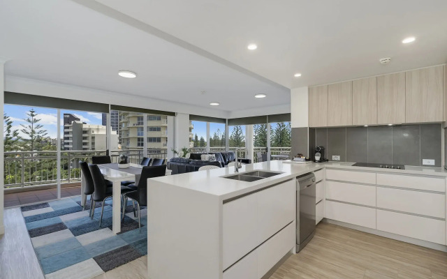 ULTIQA Burleigh Mediterranean Resort