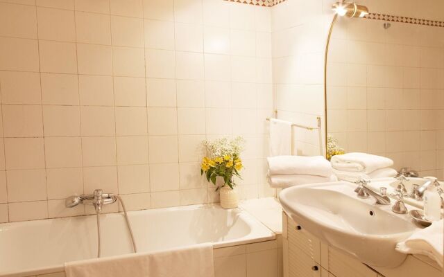 RSH Navona Elegant Apartment 2