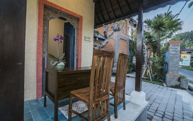 Villa Tanah Carik