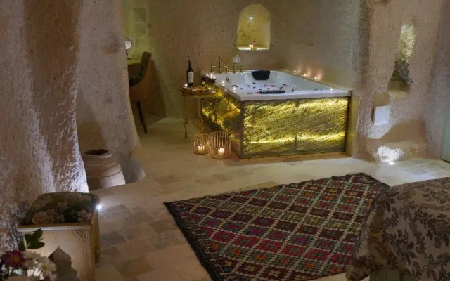 Takaev Cave Hotel