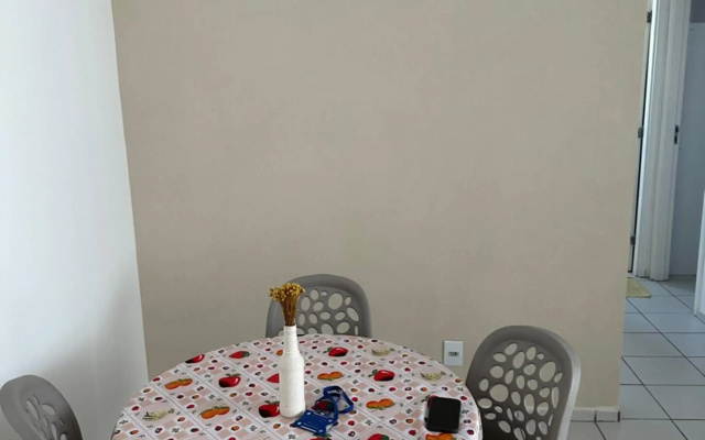 Apt completo, nascente, 2 quart em condomínio fechado