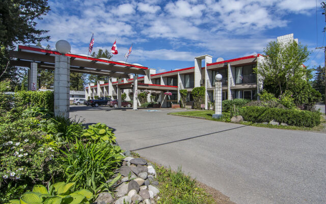 Prestige Riverside Lodge