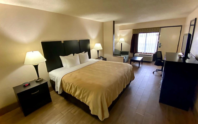 Quality Inn & Suites Orlando Airport