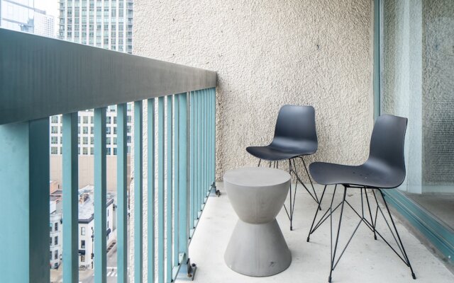 One Superior Place by Kasa Magnificent Mile Chicago