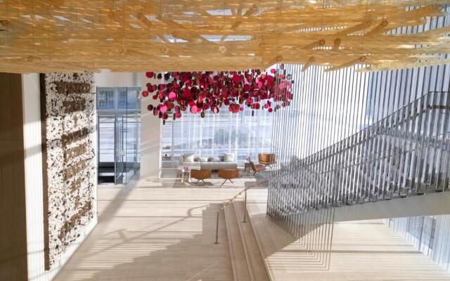 HALL Arts Hotel Dallas, Curio Collection by Hilton