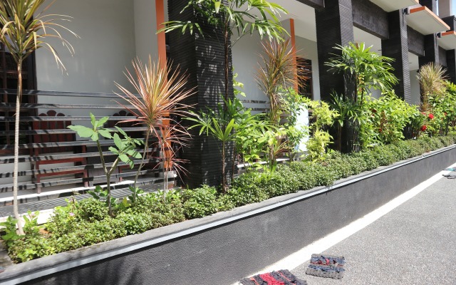 Hotel Diana 2 By Zuzu